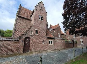 belgium/bruges/attraction/great-beguinage-of-sint-elisabeth