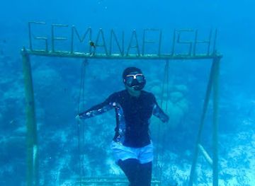 maldives/gaafu-dhaalu-atoll/attraction/coral-swing