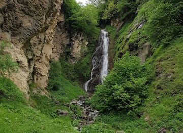 georgia/gudauri/attraction/sviana-rostiana-waterfall