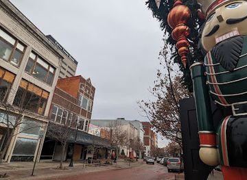 indiana/evansville/attraction/evansville-arch