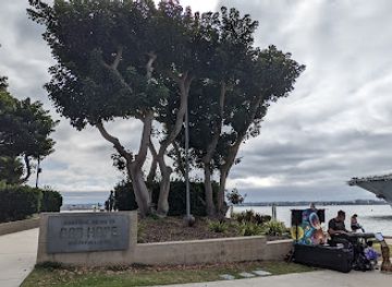 california/coronado/attraction/tuna-harbor-park