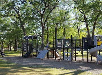 michigan/traverse-city/attraction/f-and-m-park