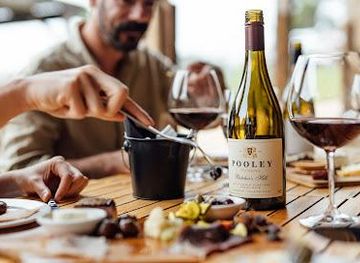australia/hobart/attraction/pooley-wines