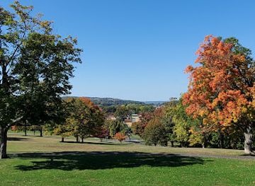 connecticut/central-connecticut/attraction/walnut-hill-park