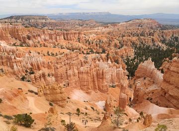utah/bryce-canyon-city/attraction/bryce-canyon-national-park-visitor-center