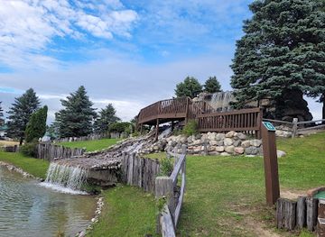 michigan/mid-michigan/attraction/bavarian-falls-park
