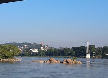 india/guwahati/attraction/brahmaputra-ghat