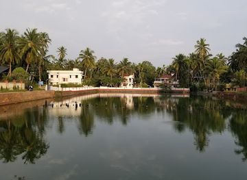 india/kozhikode/attraction/bilathikulam-shiva-temple-pond