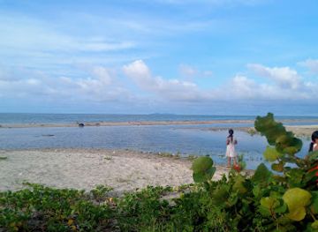 honduras/cayos-cochinos/attraction/playa-cuyamel