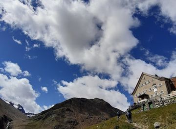 austria/lech-valley/attraction/e5-europafernwanderweg-kemptener-hutte-nach-holzgau