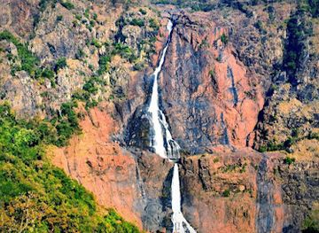 india/odisha/attraction/barehipani-waterfall