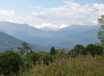 india/sikkim/attraction/mount-kanchenjunga-ranges