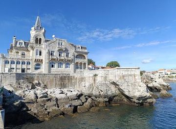 portugal/estremadura/attraction/palacete-seixas