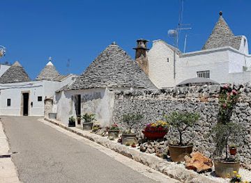 italy/puglia/attraction/alberobello