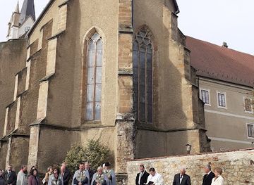 hungary/keszthely/attraction/dr-bakonyi-karoly-gedenkstein-und-gedenkbaum