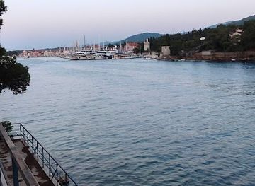 croatia/hvar/attraction/hvar-kabal-central-dalmatia-croatia-bike-tracks