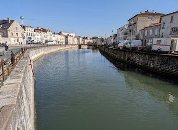france/la-rochelle/attraction/the-center-for-national-monuments