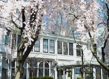 kentucky/covington/attraction/baker-hunt-art-cultural-center