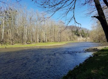 ohio/grand-river-valley/attraction/river-road-park