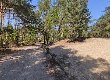 poland/kampinos-national-park/attraction/gora-ojca