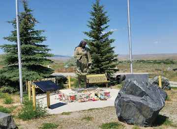 wyoming/wind-river-range/attraction/sacajawea-gravesite
