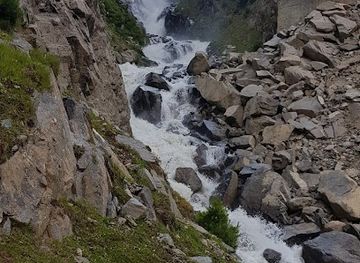 pakistan/swat/attraction/mirha-waterfall