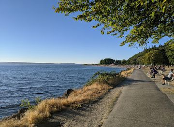 washington/puget-sound/attraction/golden-gardens-park