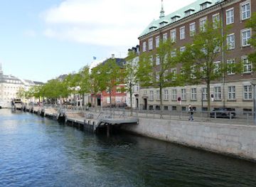 denmark/copenhagen/bar/ved-stranden
