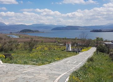greece/epirus/attraction/perama-cave