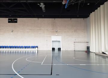 spain/madrid/chueca/attraction/centro-deportivo-municipal-barcelo