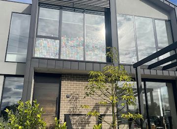 australia/new-england/attraction/the-great-can-wall-of-moorabbin