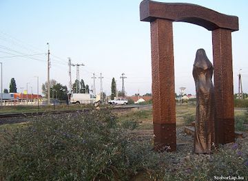 hungary/kecskemet/attraction/emlekpark