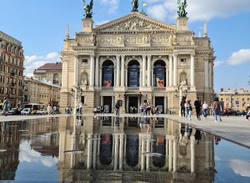 ukraine/lviv/rynok-square/attraction/lviv-national-opera