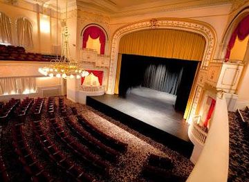 maine/camden/attraction/camden-opera-house