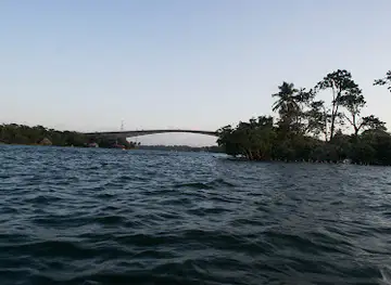 Monumento Al Pescador, Rio Dulce