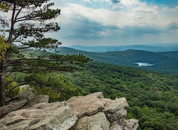 maryland/cunningham-falls-state-park/attraction/annapolis-rock-vista