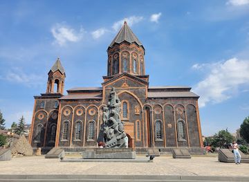 armenia/arpi-lake/attraction/vardanants-square