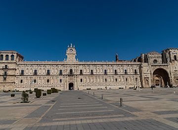 spain/castile-and-leon/attraction/convento-de-san-marcos