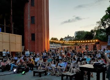 ukraine/sumy-region/attraction/tribuna-park