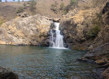 india/meghalaya/attraction/thup-thup-falls