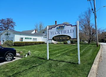new-hampshire/seacoast/attraction/tuck-museum