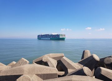 sri-lanka/colombo-district/attraction/slvar-harbour-view-point