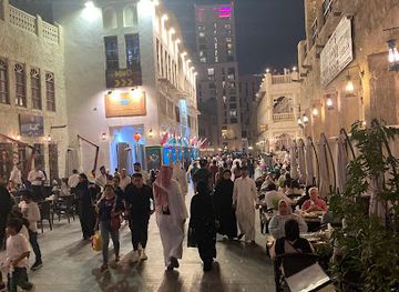 qatar/doha/souq-waqif/attraction/seating-area-souq-waqif
