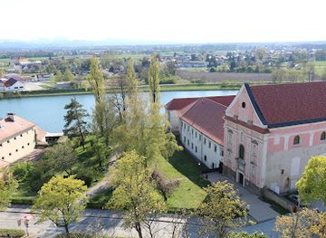 slovenia/ptuj/attraction/soncni-park
