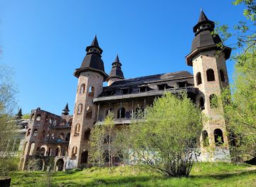 poland/pomerania/attraction/nieukonczony-zamek-w-lapalicach