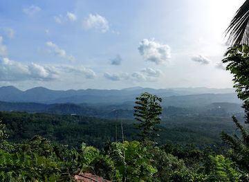 sri-lanka/ratnapura/attraction/hidellana-kanda-view-point