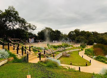 australia/mornington-peninsula/attraction/peninsula-hot-springs