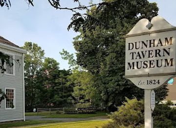 ohio/cleveland/attraction/dunham-tavern-museum-gardens