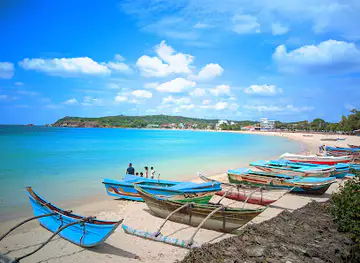 Public Beach -Trincomalee | පොදු වෙරළ තීරය - ත්‍රිකුණාමලය | பொது கடற்கரை - திருகோணமலை
