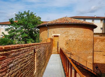 france/toulouse/attraction/tour-des-hauts-murats-remparts-de-toulouse